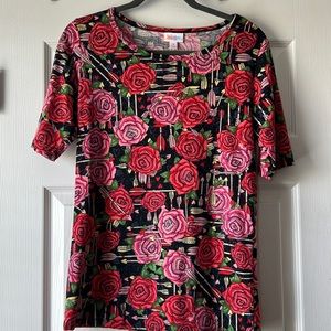 Lularoe Gigi Valentine’s top